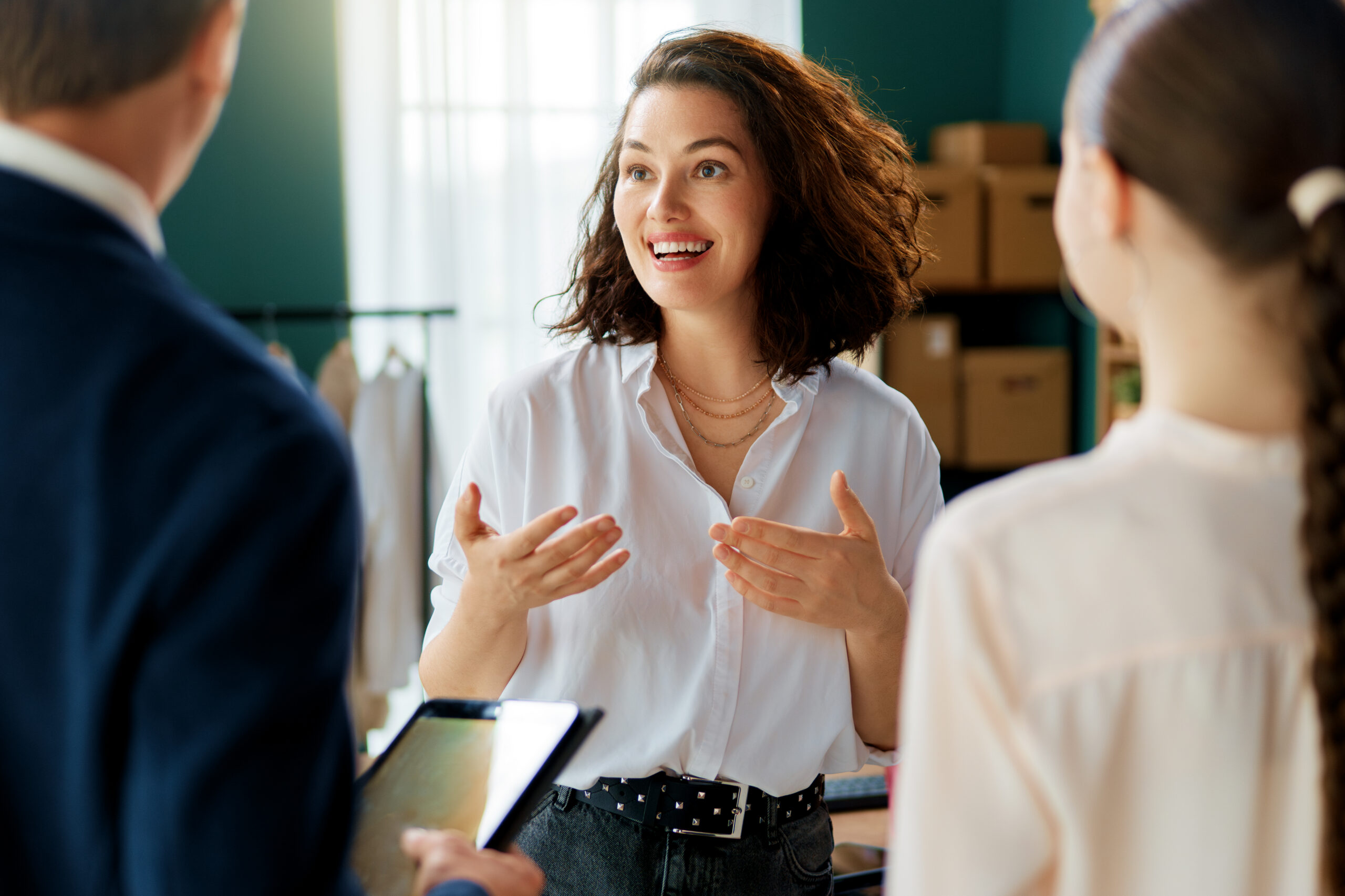 A leadership and management trainer selling in person